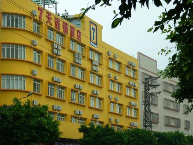 7Days Inn Foshan Shunde Ronggui Xiao Huangpu Exterior foto